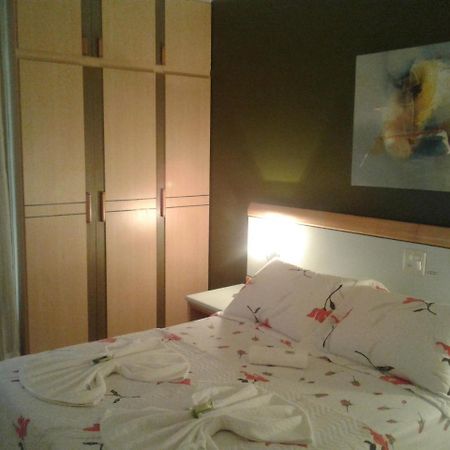 Apart Quartier Latin Hotel Vitória Екстериор снимка